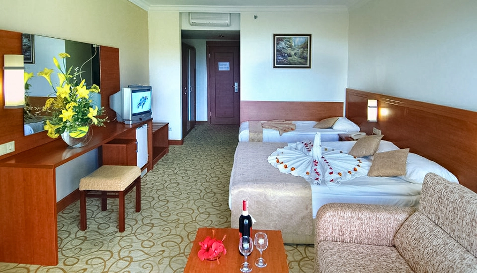 هتل هدف بیچ ریزورت آنتالیا